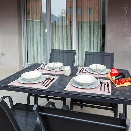 Apartment Lakeside Cerknica