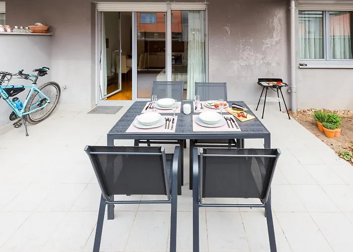 Lakeside * ツェルクニツァ